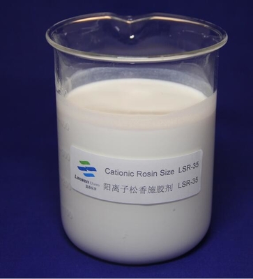 De Harsgrootte van kationen met Wit Emulsioncan Verduidelijkt Water