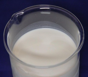 Witte Emulsie die Industrieel Smeermiddel lsc-500 met een laag bedekken Stearate van het Hoog rendementcalcium